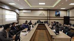 برگزاری نشست تثبیت نقشه محدوده شرکت‌های کشت و صنعت مغان و پارس در بازرسی‌کل استان اردبیل