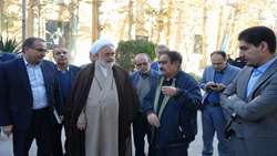 بازدید بازرس کل استان خراسان رضوی از بیمارستان امام رضا (ع) مشهد