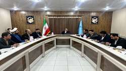 رئیس سازمان بازرسی پای صحبت مدیران واحدهای صنعتی نشست/ ماموریت به بازرس کل یزد برای پیگیری و تعیین تکلیف اراضی ندوشن/ تشکیل کارگروه ویژه برای بررسی مشکلات فولاد میبد، شهرک صنعتی جهان آبادی و حریم روستاها