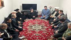  رئیس سازمان بازرسی کل کشور با خانواده شهید حمید مهری دیدار کرد