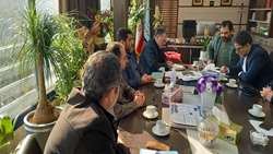 دیدار بازرس‌کل استان گیلان با اعضای خانه مطبوعات استان/ آقایی: رسانه‌ها به عنوان دیده‌بان بیدار جامعه عملکردها را رصد کنند