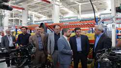 مدیرکل حمایت از سرمایه‌گذاری و تولید ملی سازمان بازرسی کل کشور و بازرس کل استان قزوین از شرکت شتابران خودرو پرشیا بازدید کردند